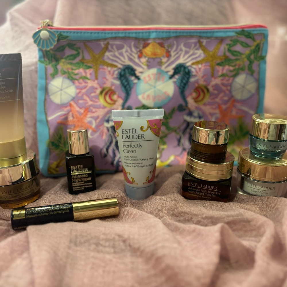 Estée Lauder skincare bundle NWOT